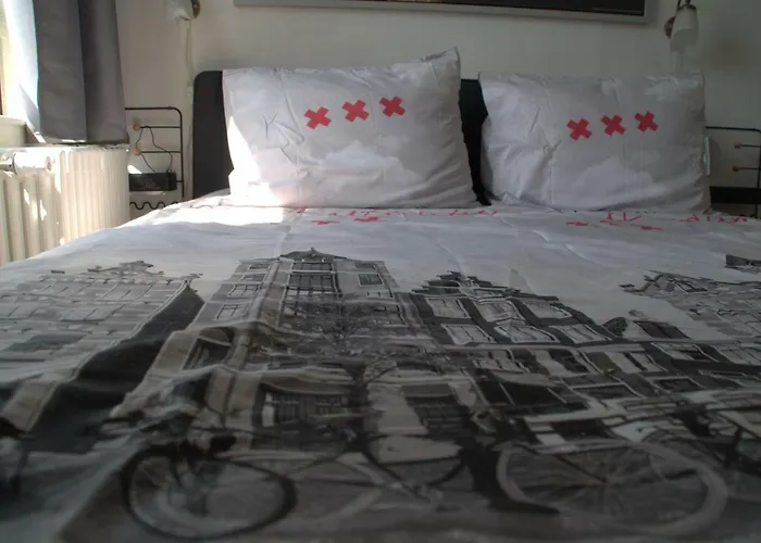 Amsterdam Old Holland Bed & Breakfast